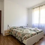 For 6 People In A Natural Area - Residential Hillside Neighborhood In - 15 Minutes From The Train Station - Val Di Vara And Cinque Terre Hiking Trails * La Spezia