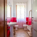 Apartamento For 6 People In A Natural Area - Residential Hillside Neighborhood In - 15 Minutes From The Train Station - Val Di Vara And Cinque Terre Hiking Trails