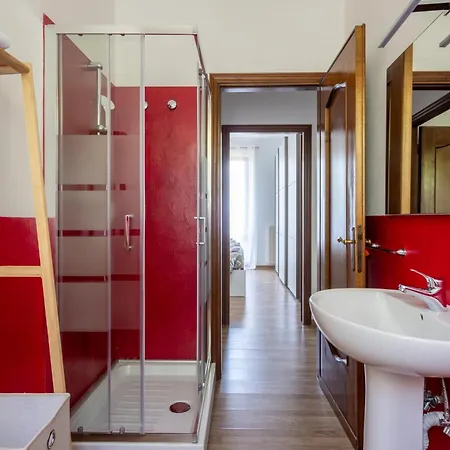 For 6 People In A Natural Area - Residential Hillside Neighborhood In - 15 Minutes From The Train Station - Val Di Vara And Cinque Terre Hiking Trails La Spezia