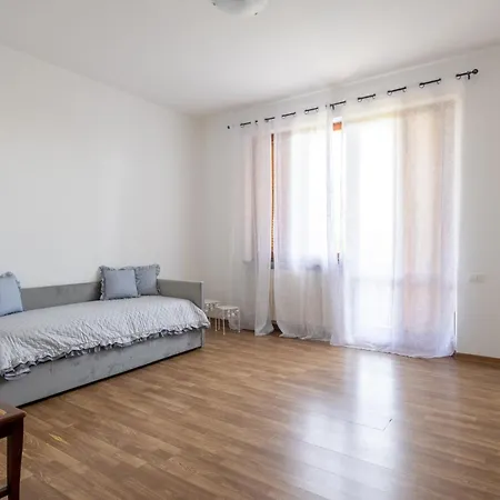 For 6 People In A Natural Area - Residential Hillside Neighborhood In - 15 Minutes From The Train Station - Val Di Vara And Cinque Terre Hiking Trails * La Spezia
