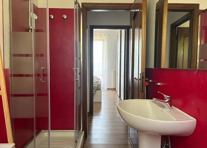 Apartament Per 6 Persone Nella Natura - Zona Collinare Residenziale - 15 Minuti Dalla Stazione - Val Di Vara Trekking 5 Terre La Spezia