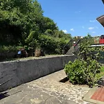 Апартаменты For 6 People In A Natural Area - Residential Hillside Neighborhood In - 15 Minutes From The Train Station - Val Di Vara And Cinque Terre Hiking Trails Специя