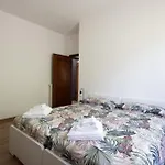 For 6 People In A Natural Area - Residential Hillside Neighborhood In - 15 Minutes From The Train Station - Val Di Vara And Cinque Terre Hiking Trails Апартаменты *