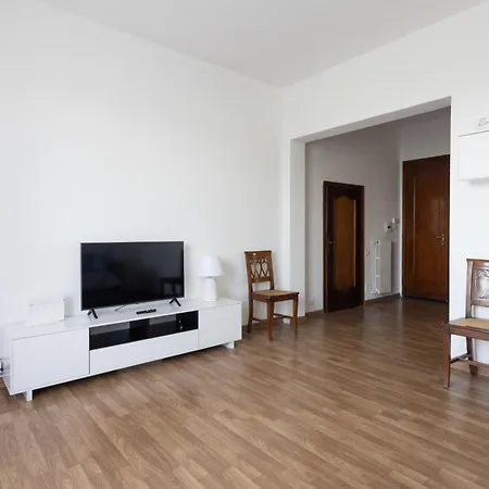 For 6 People In A Natural Area - Residential Hillside Neighborhood In - 15 Minutes From The Train Station - Val Di Vara And Cinque Terre Hiking Trails *